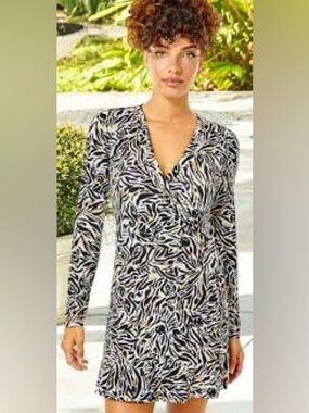 Lilly Pulitzer Black and White Long-Sleeve Wrap Dress 877
